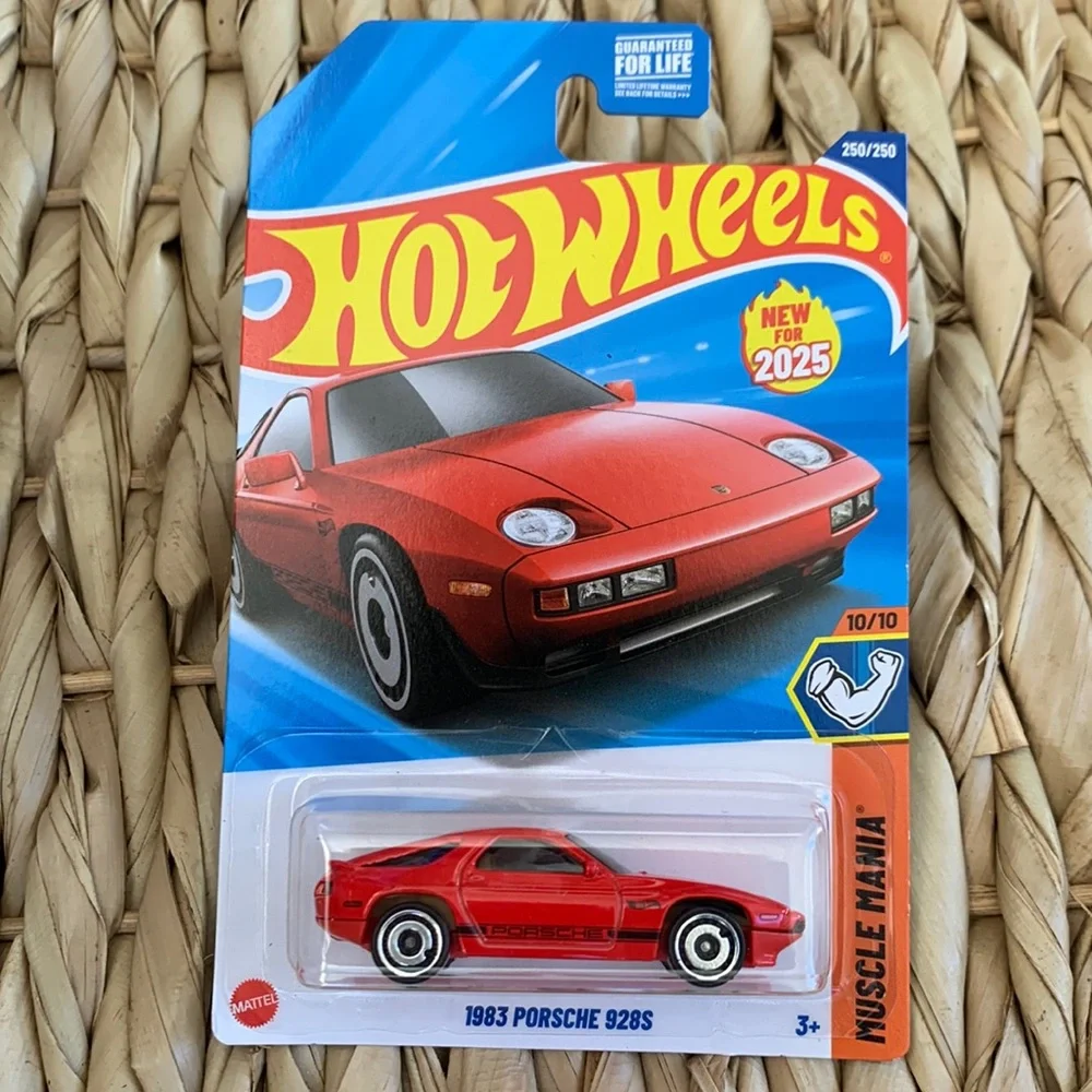 1983 Red Porsche 928S Hot Wheels Diecast 80s German Red Car Hotwheels 2025 🆕